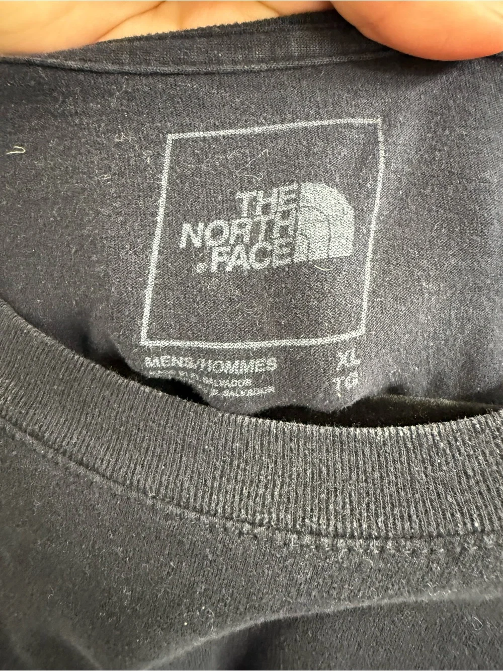 The North Face Men’s Navy T-Shirt with White Logo/Detail on Back Size XL